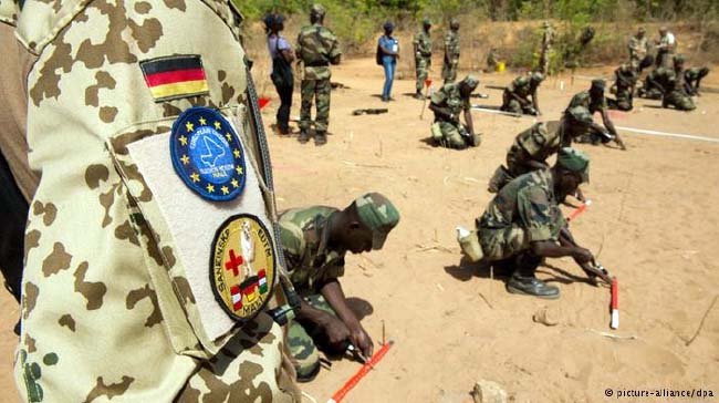 Germany to Send Troops to  Mali to Help Fight IS 